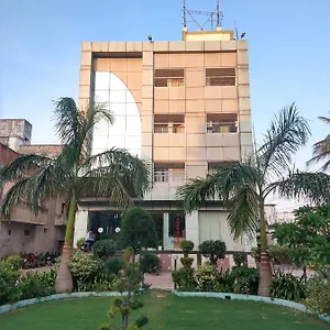 https://hotel-varanasi-palace.hotels-varanasi.com